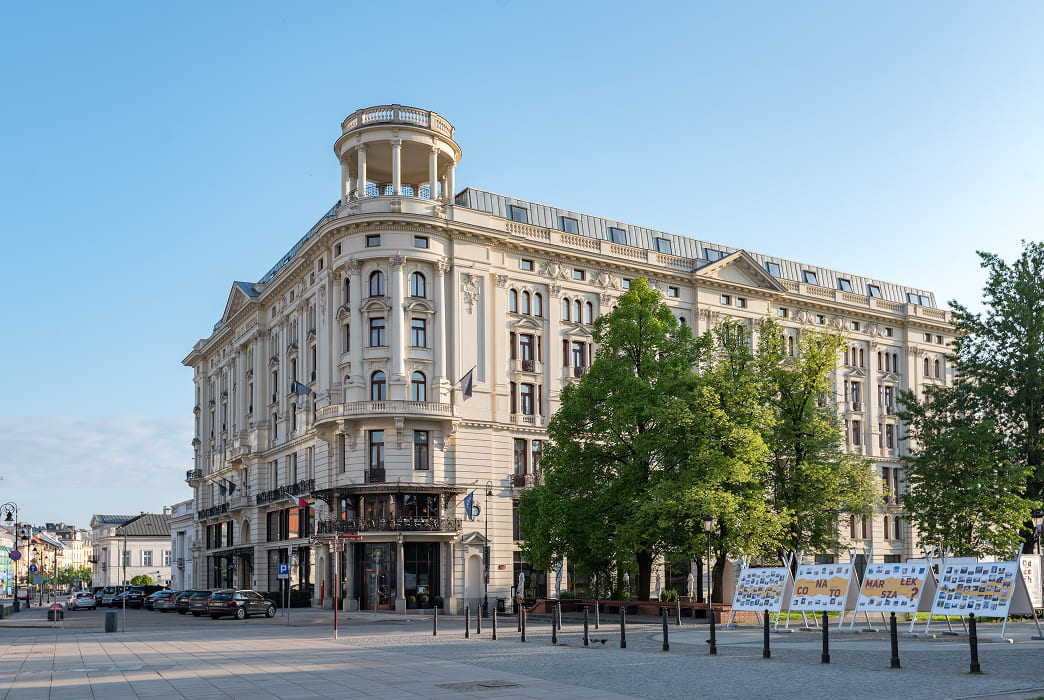 Hotel Bristol w Warszawie, klasyczna fasada w stylu neorenesansowym